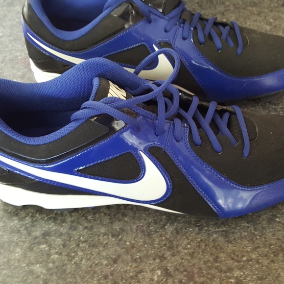 Baseball cleats - Picture 3 of 4